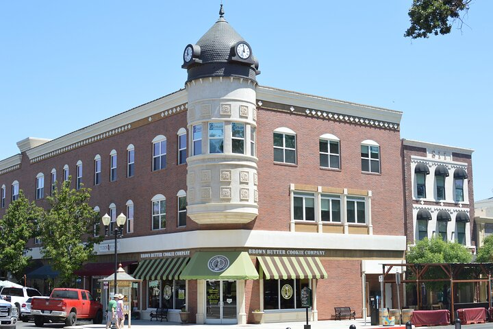 Paso Robles Scavenger Hunt Walking Tour and Game - Photo 1 of 7